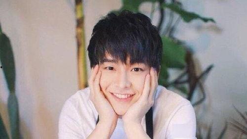 何浩楠恋情爆料视频,甜蜜互动引网友热议 第2张 何浩楠恋情爆料视频,甜蜜互动引网友热议 第2张