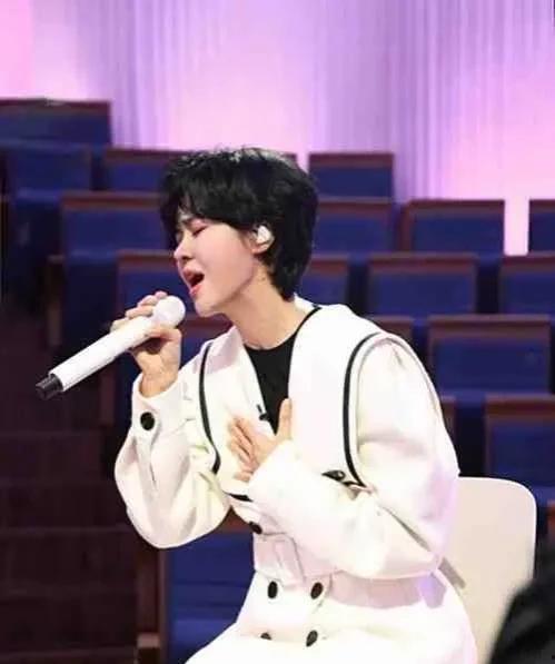 唐晓天娱乐圈爆料,揭秘明星幕后真相 第3张 唐晓天娱乐圈爆料,揭秘明星幕后真相 第3张